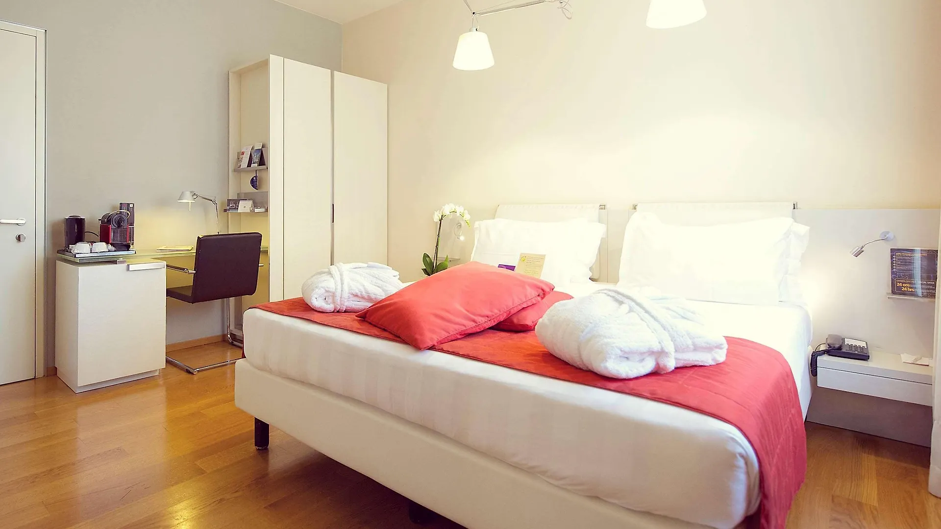 Hotel Mercure Milano Solari 4*, Mailand Italien