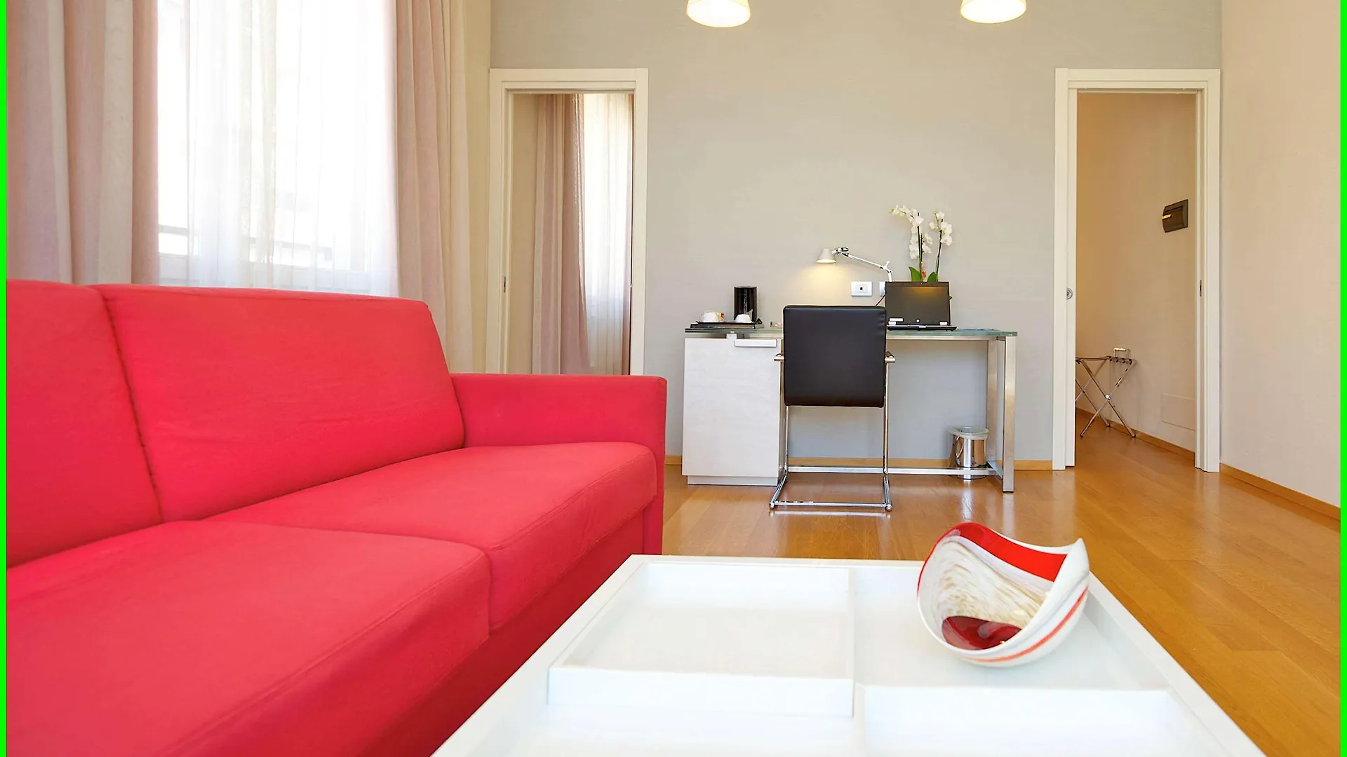Hotel Mercure Milano Solari 4*,
